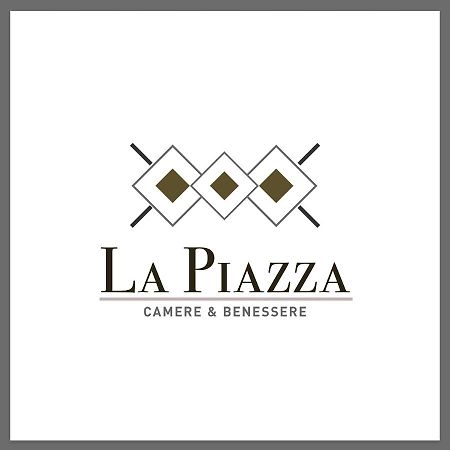 La Piazza San Giorgio Ionico Exterior foto